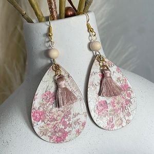 BOTANICAL COLLECTION Earrings by Cozy Cottage